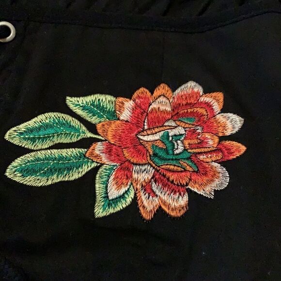 500 Maison Cinqcent Embroidered blacktop. NWT. Med - Picture 8 of 14